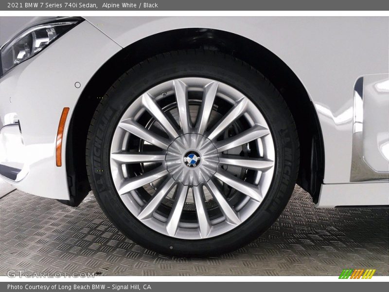 Alpine White / Black 2021 BMW 7 Series 740i Sedan