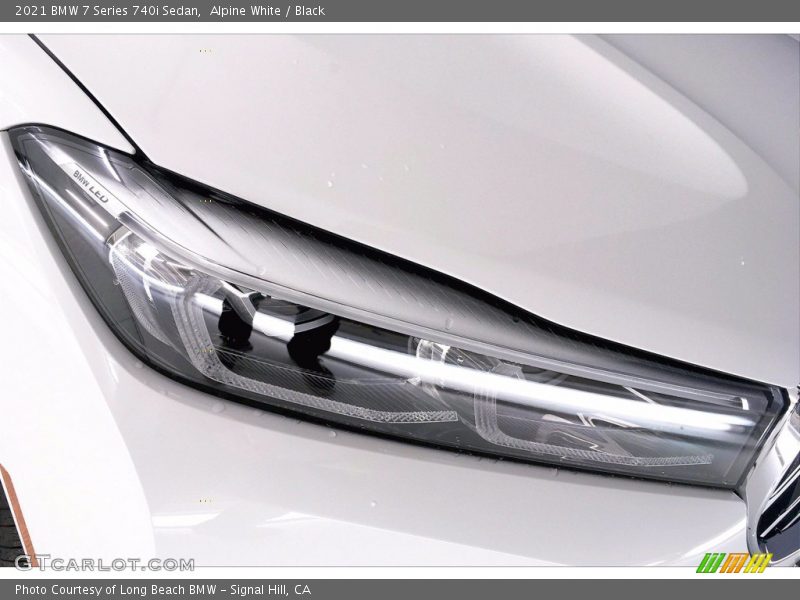 Alpine White / Black 2021 BMW 7 Series 740i Sedan