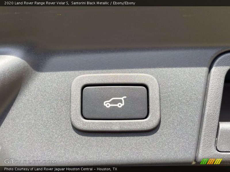 Santorini Black Metallic / Ebony/Ebony 2020 Land Rover Range Rover Velar S