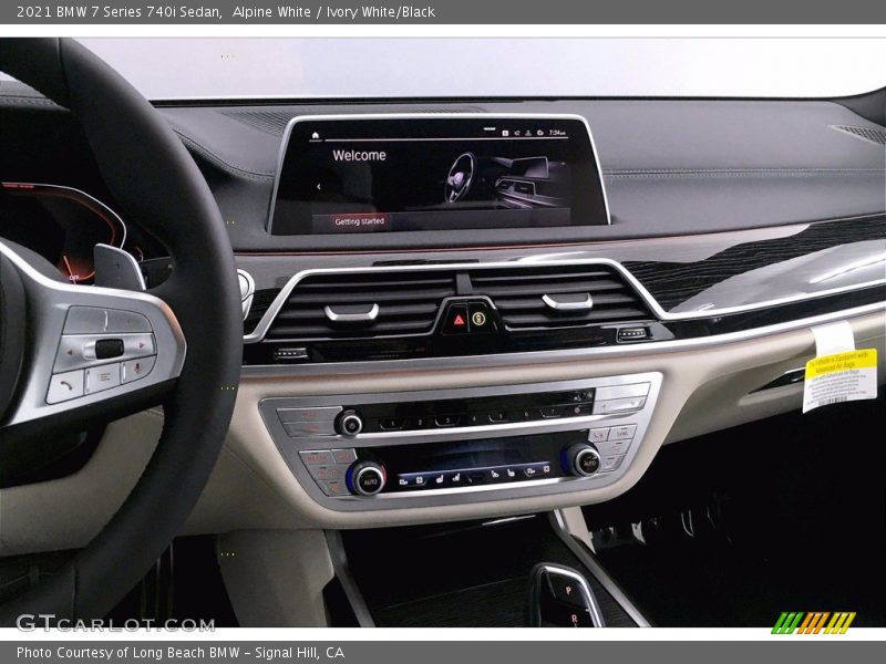 Alpine White / Ivory White/Black 2021 BMW 7 Series 740i Sedan