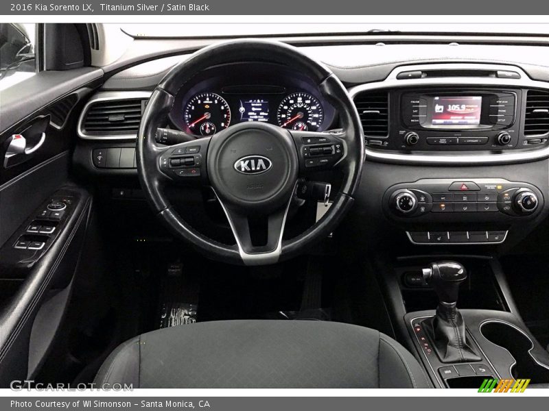 Titanium Silver / Satin Black 2016 Kia Sorento LX