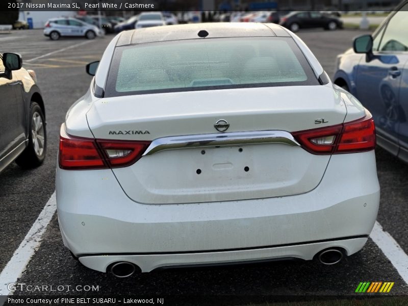 Pearl White / Cashmere 2017 Nissan Maxima SL
