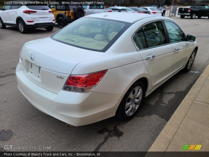 White Diamond Pearl / Ivory 2009 Honda Accord EX-L V6 Sedan