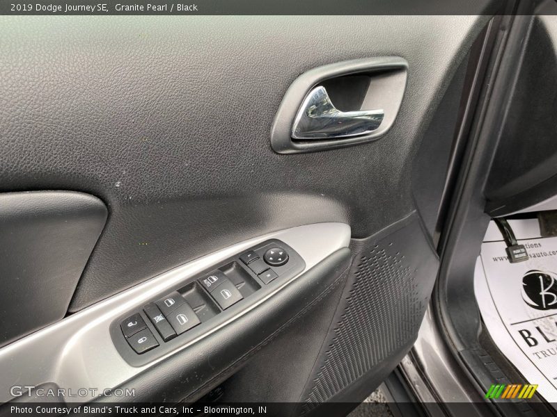 Granite Pearl / Black 2019 Dodge Journey SE