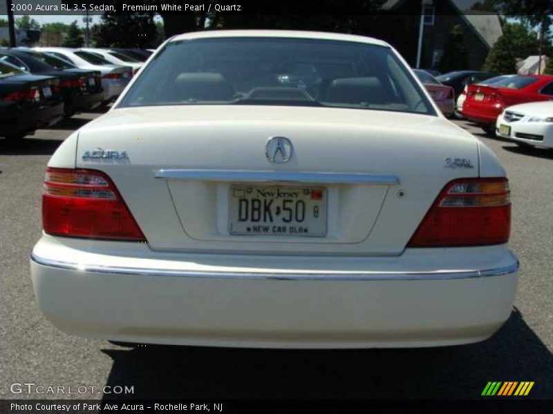 Premium White Pearl / Quartz 2000 Acura RL 3.5 Sedan