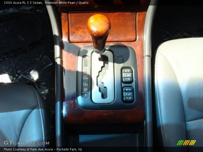 Premium White Pearl / Quartz 2000 Acura RL 3.5 Sedan