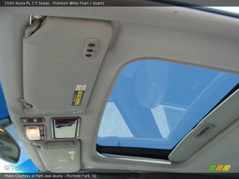 Premium White Pearl / Quartz 2000 Acura RL 3.5 Sedan