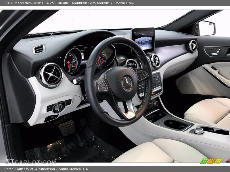 Mountain Grey Metallic / Crystal Grey 2018 Mercedes-Benz GLA 250 4Matic