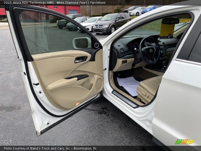 White Diamond Pearl / Parchment 2013 Acura RDX Technology AWD
