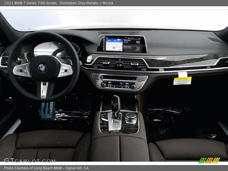 Donington Grey Metallic / Mocha 2021 BMW 7 Series 740i Sedan