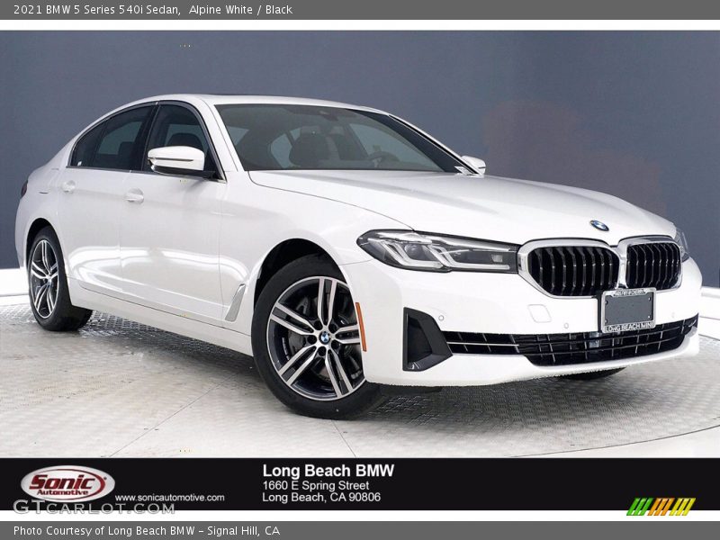 Alpine White / Black 2021 BMW 5 Series 540i Sedan