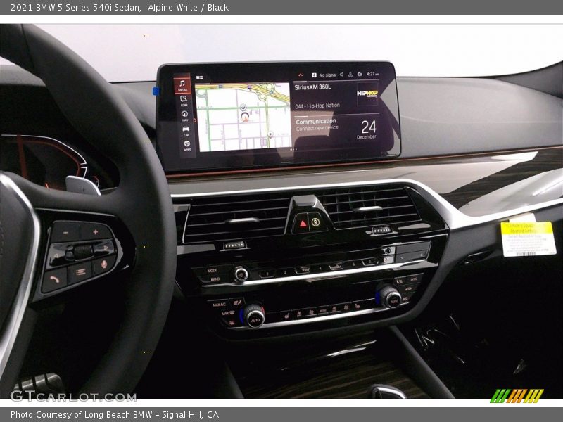 Alpine White / Black 2021 BMW 5 Series 540i Sedan