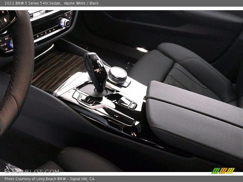 Alpine White / Black 2021 BMW 5 Series 540i Sedan