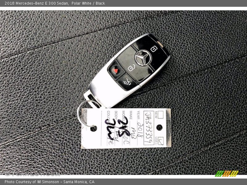 Polar White / Black 2018 Mercedes-Benz E 300 Sedan