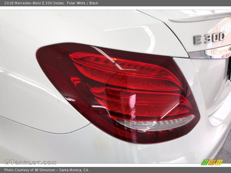Polar White / Black 2018 Mercedes-Benz E 300 Sedan