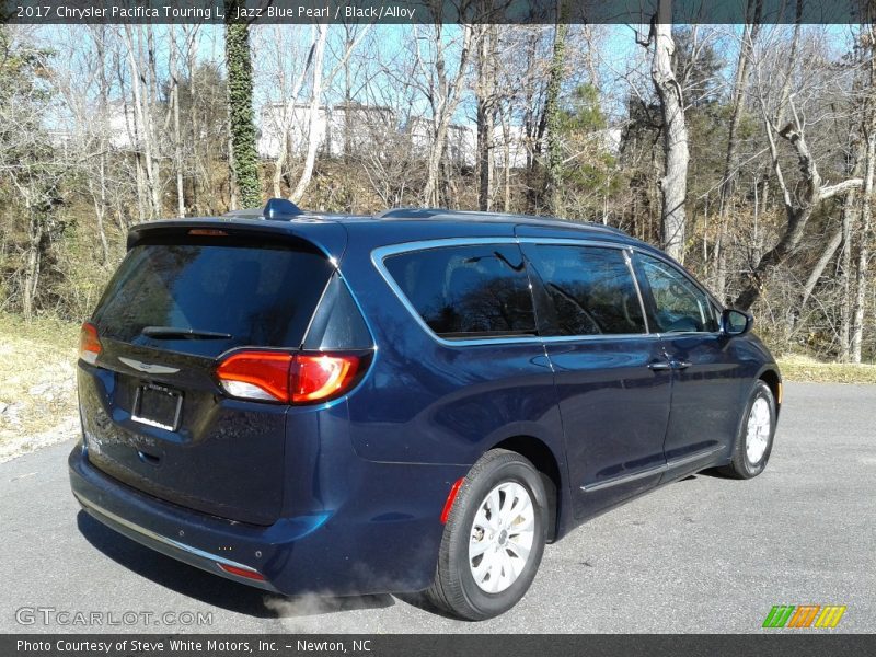 Jazz Blue Pearl / Black/Alloy 2017 Chrysler Pacifica Touring L