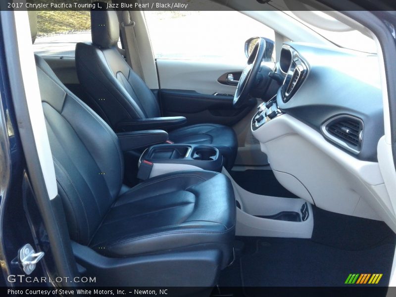 Jazz Blue Pearl / Black/Alloy 2017 Chrysler Pacifica Touring L