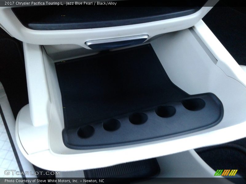 Jazz Blue Pearl / Black/Alloy 2017 Chrysler Pacifica Touring L