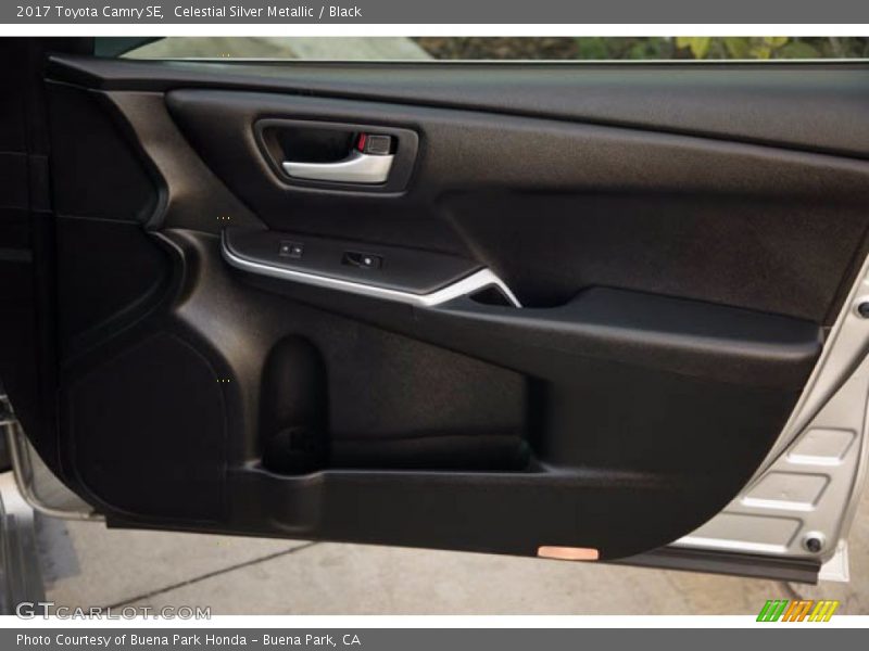 Celestial Silver Metallic / Black 2017 Toyota Camry SE