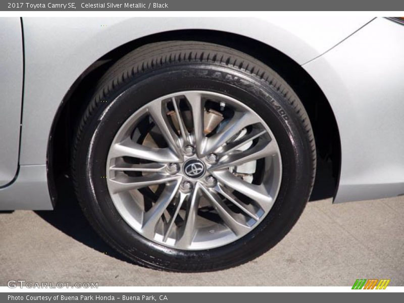 Celestial Silver Metallic / Black 2017 Toyota Camry SE