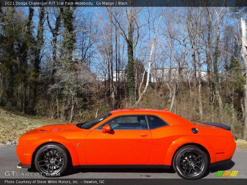Go Mango / Black 2021 Dodge Challenger R/T Scat Pack Widebody
