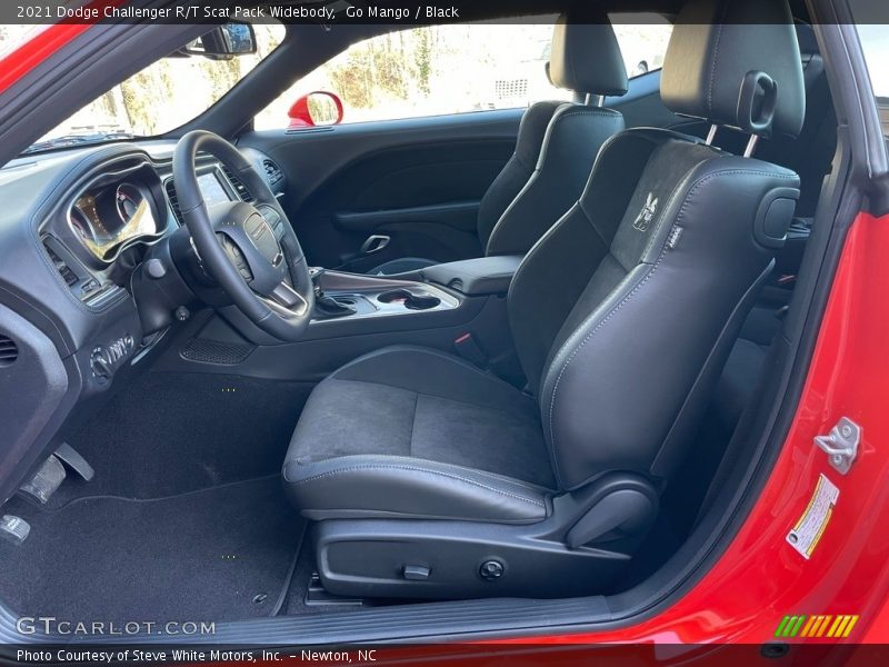 Front Seat of 2021 Challenger R/T Scat Pack Widebody