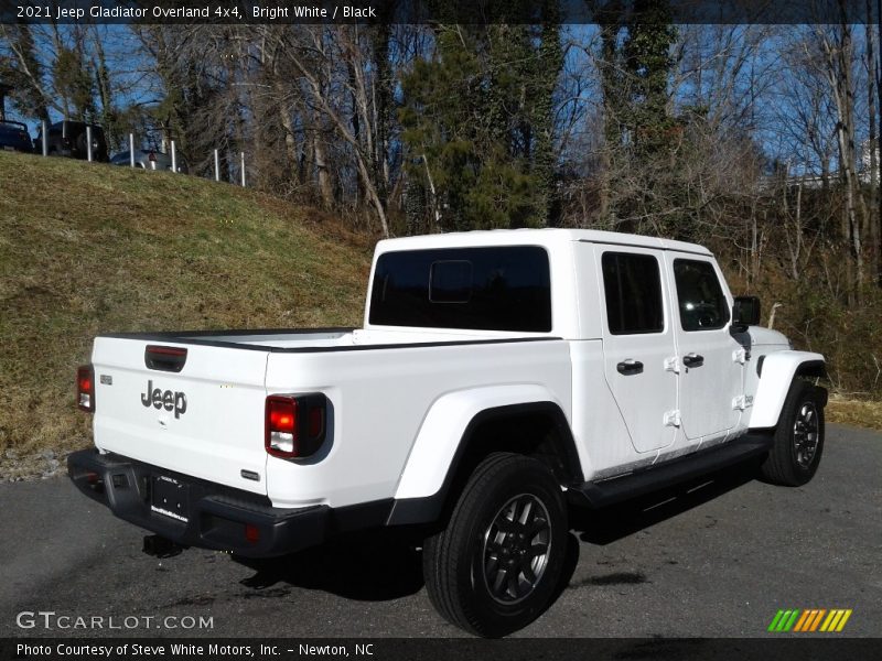 Bright White / Black 2021 Jeep Gladiator Overland 4x4