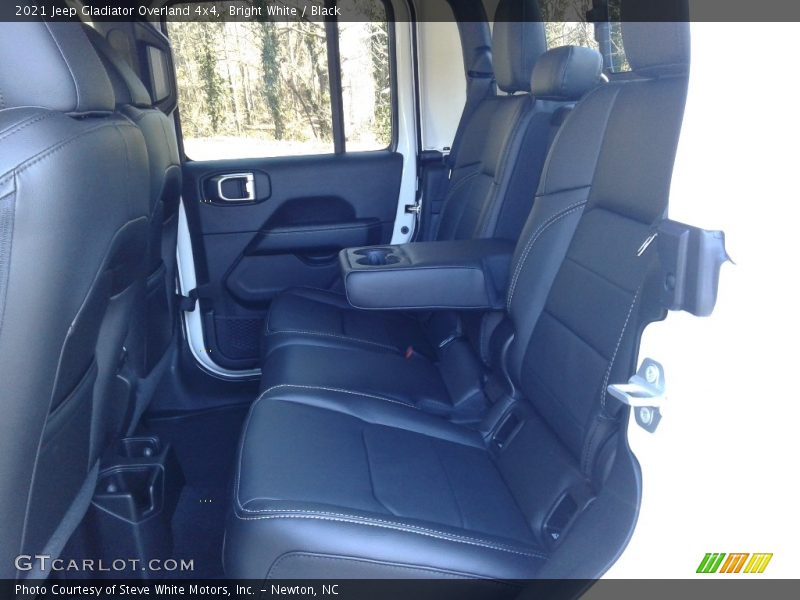 Bright White / Black 2021 Jeep Gladiator Overland 4x4