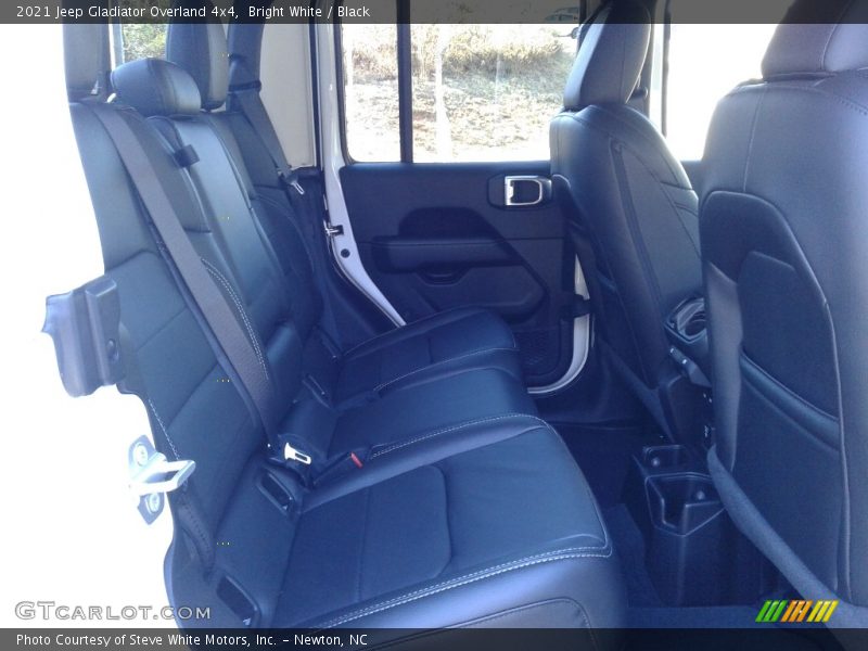 Bright White / Black 2021 Jeep Gladiator Overland 4x4