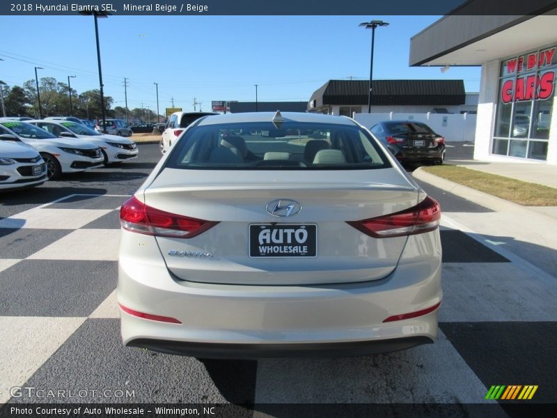 Mineral Beige / Beige 2018 Hyundai Elantra SEL