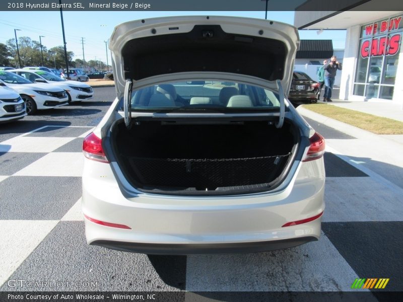 Mineral Beige / Beige 2018 Hyundai Elantra SEL