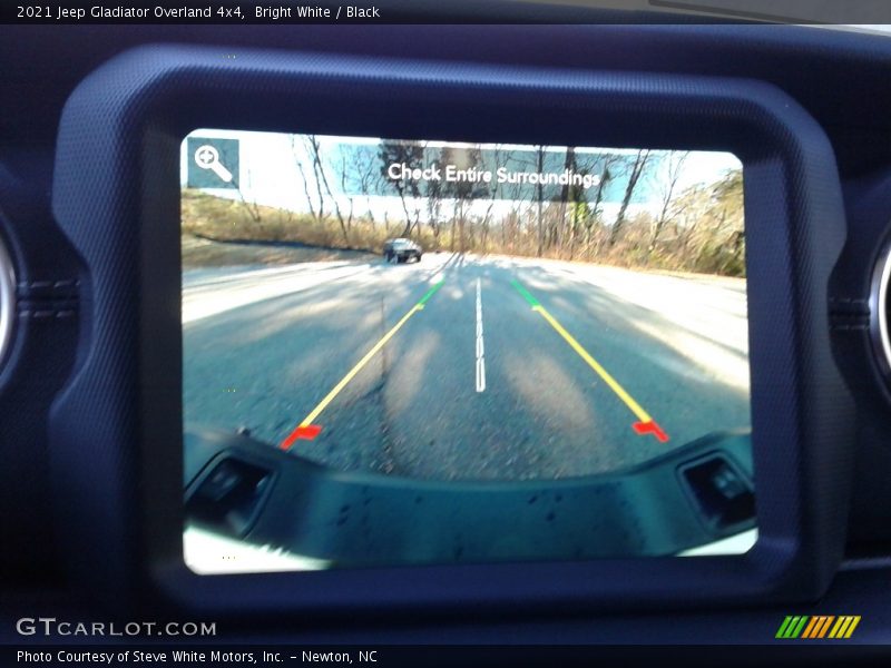 Bright White / Black 2021 Jeep Gladiator Overland 4x4