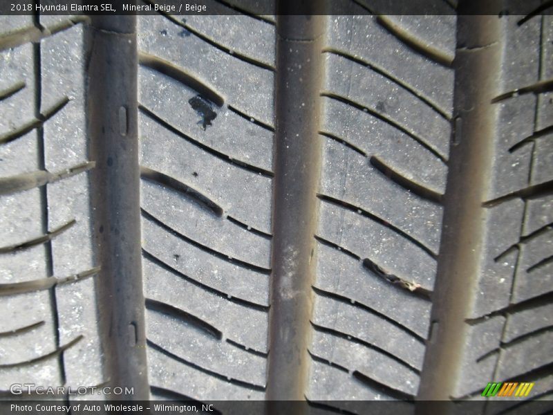 Mineral Beige / Beige 2018 Hyundai Elantra SEL