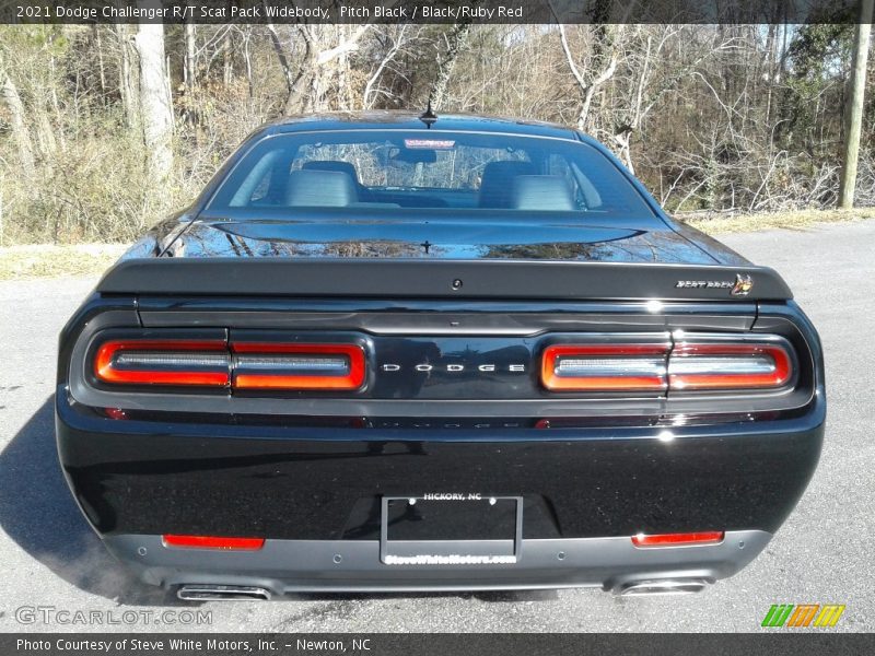 Pitch Black / Black/Ruby Red 2021 Dodge Challenger R/T Scat Pack Widebody
