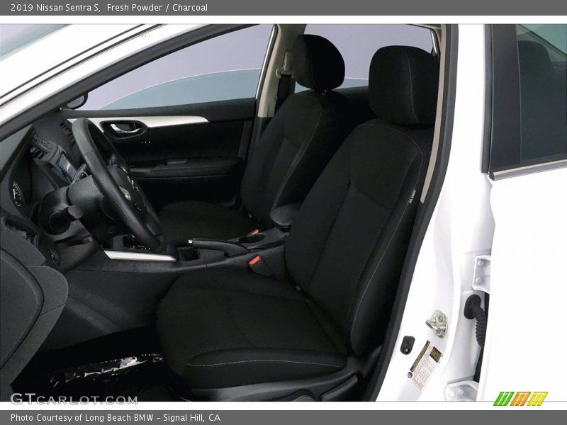 Fresh Powder / Charcoal 2019 Nissan Sentra S