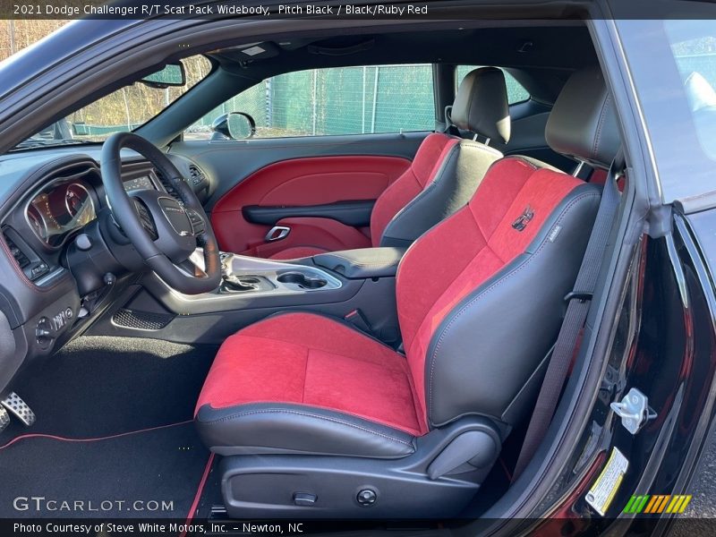 Front Seat of 2021 Challenger R/T Scat Pack Widebody