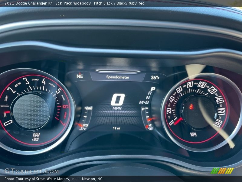  2021 Challenger R/T Scat Pack Widebody R/T Scat Pack Widebody Gauges