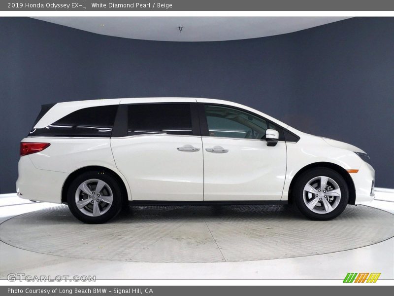 White Diamond Pearl / Beige 2019 Honda Odyssey EX-L