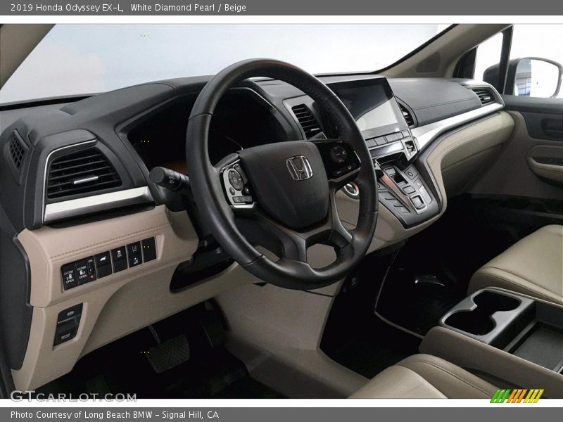 White Diamond Pearl / Beige 2019 Honda Odyssey EX-L