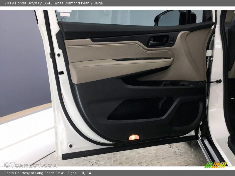 White Diamond Pearl / Beige 2019 Honda Odyssey EX-L