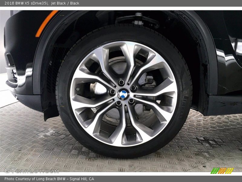 Jet Black / Black 2018 BMW X5 sDrive35i