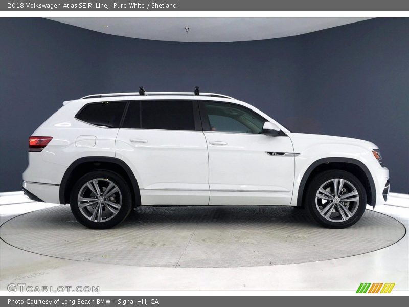 Pure White / Shetland 2018 Volkswagen Atlas SE R-Line