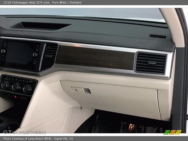 Pure White / Shetland 2018 Volkswagen Atlas SE R-Line