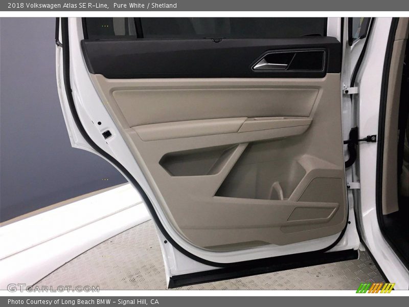 Pure White / Shetland 2018 Volkswagen Atlas SE R-Line