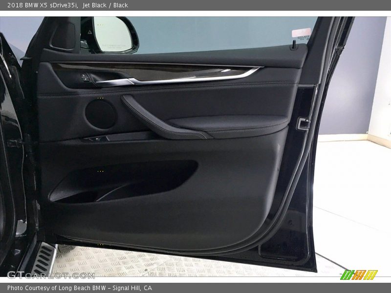 Jet Black / Black 2018 BMW X5 sDrive35i