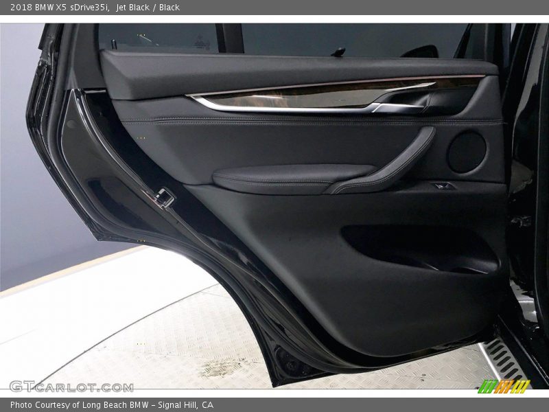 Jet Black / Black 2018 BMW X5 sDrive35i