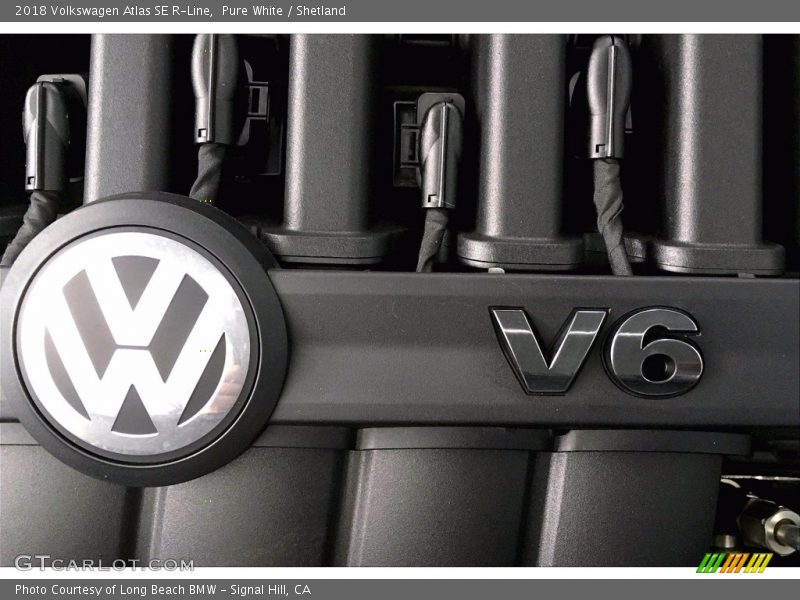 Pure White / Shetland 2018 Volkswagen Atlas SE R-Line
