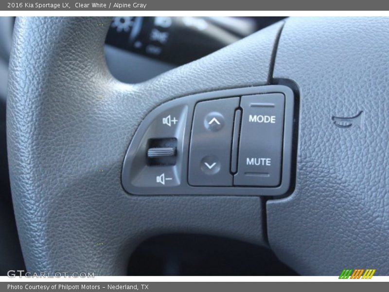 Clear White / Alpine Gray 2016 Kia Sportage LX
