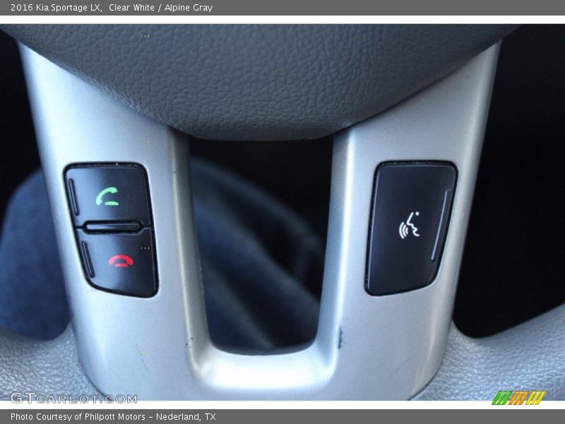 Clear White / Alpine Gray 2016 Kia Sportage LX