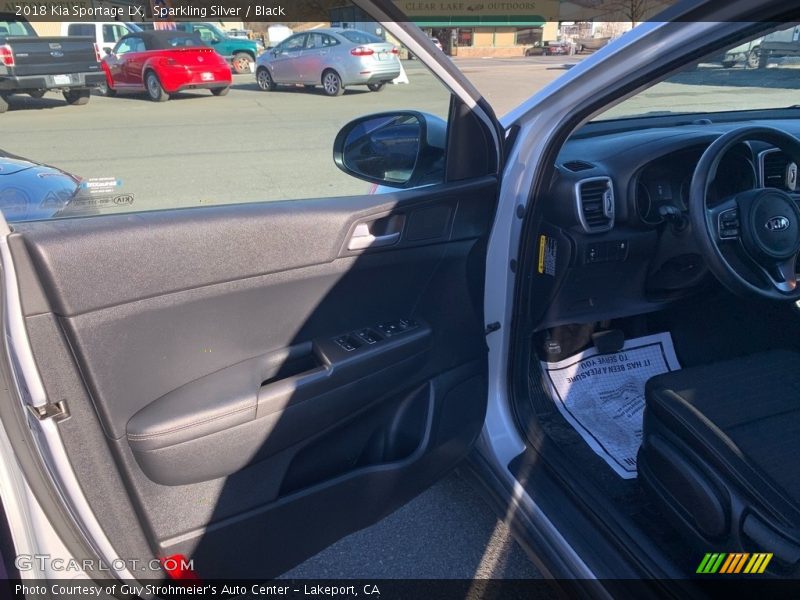 Sparkling Silver / Black 2018 Kia Sportage LX